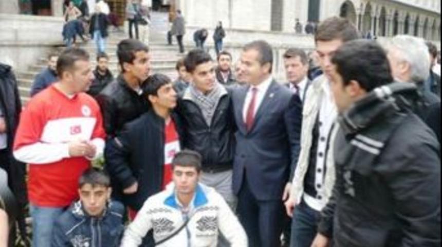 Gen&ccedil;lik ve Spor Bakanı Suat Kılı&ccedil; s&ouml;z&uuml;n&uuml; tuttu