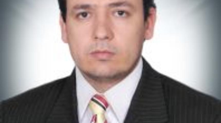 Aldattığından ş&uuml;phelendiği eşini &ouml;ld&uuml;rd&uuml;