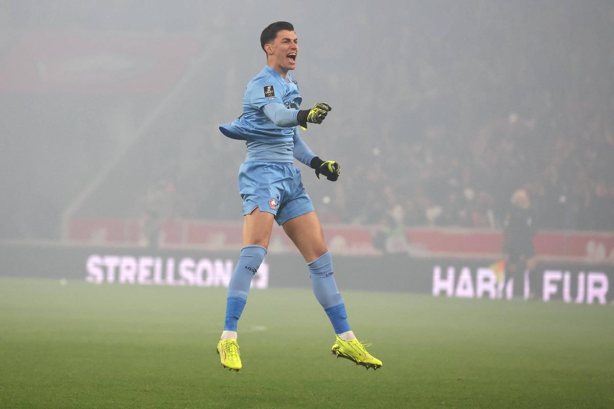 Berke Özer herkesi geride bıraktı! Ligue 1 de zirveye çıktı 1