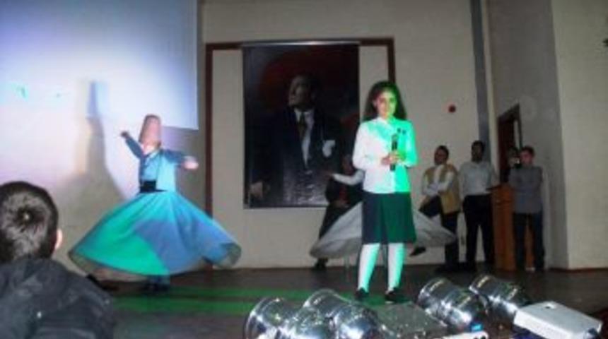 Minik &ouml;ğrencilerin Mevlana sevgisi