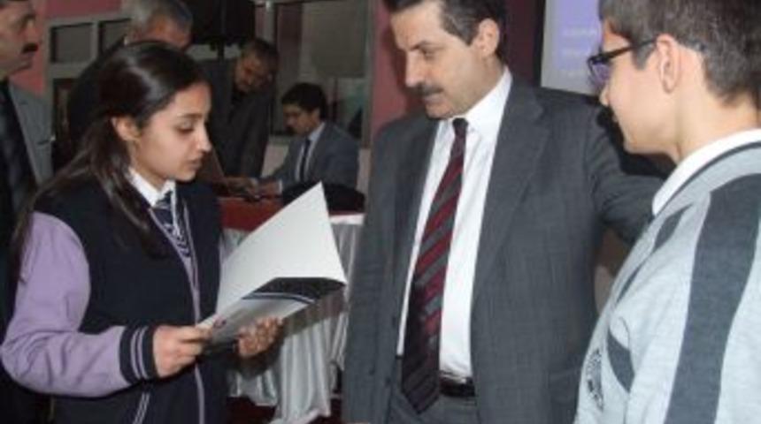 İşsiz bayanlar i&ccedil;in 'Alo 170' &ccedil;ağrı merkezi Şanlıurfa'da kuruluyor