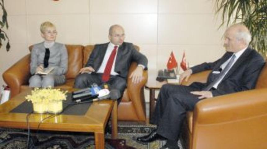 Polonya Büyükelçisi, 70 yıl sonra yeniden uçak üretimi için teklifte bulundu