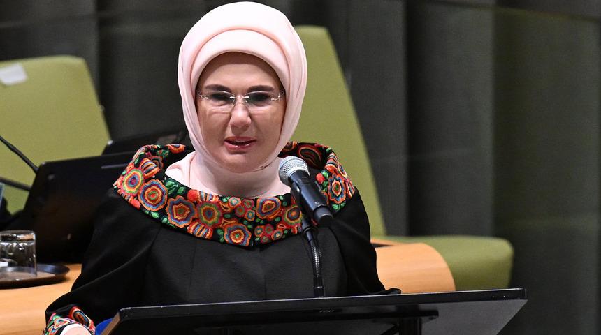 Emine Erdoğan "D&uuml;nya Kız &Ccedil;ocukları G&uuml;n&uuml;"n&uuml; kutladı