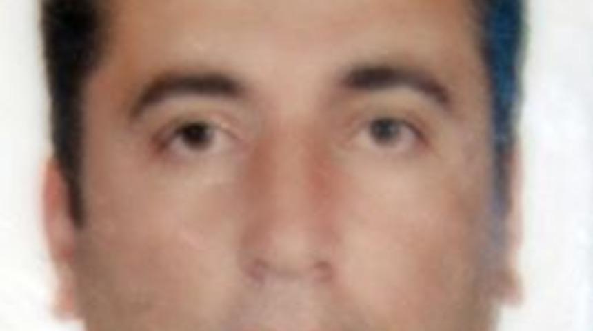 Zonguldak'ta madencileri taşıyan minib&uuml;s ile otomobil &ccedil;arpıştı: 1 &ouml;l&uuml;, 16 yaralı