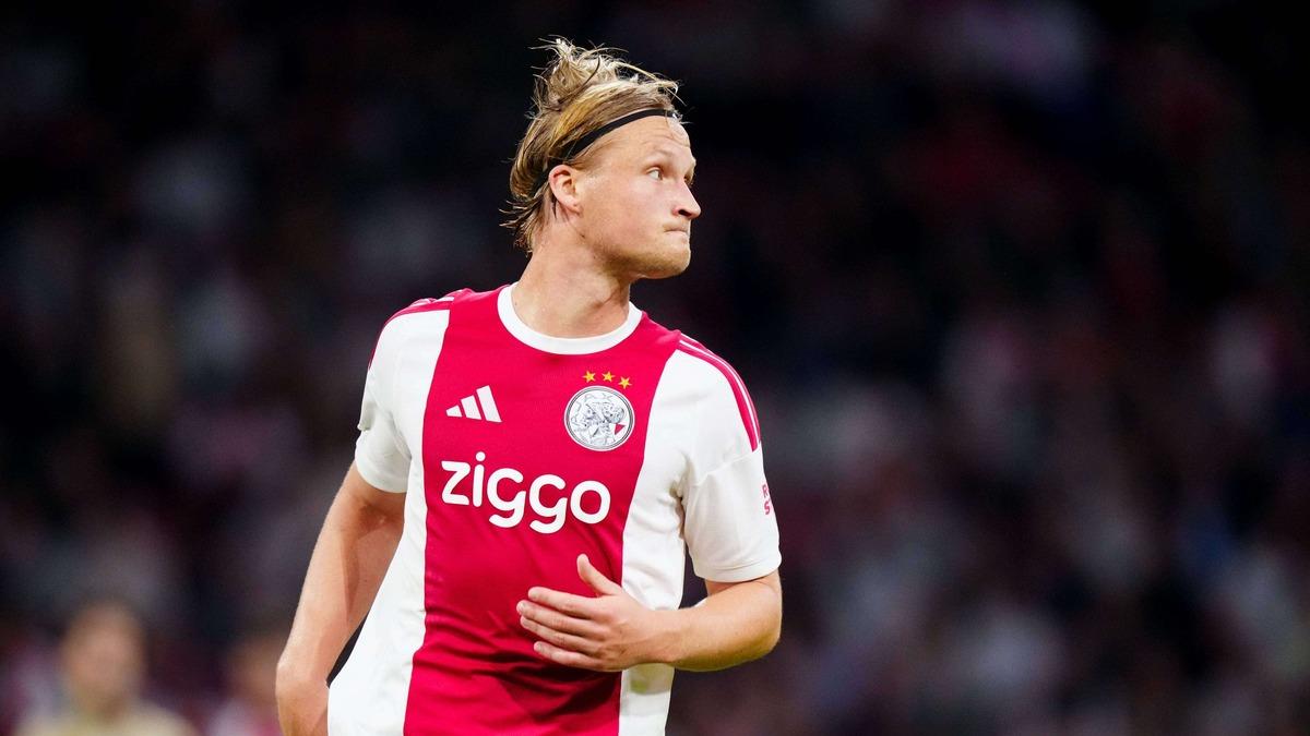 Ajax ta Osimhen sürprizi! Anlamlı hareketin fikir babası Osimhen çıktı 2