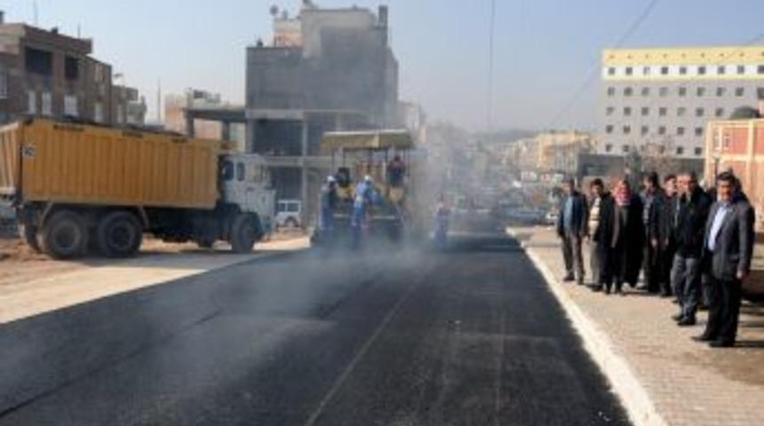 G&uuml;neşli havayı fırsat bilen Şehitkamil Belediyesi, altyapıya hız verdi