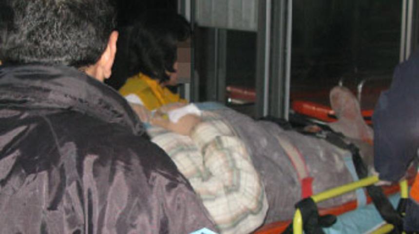 Evsahibinin vurduğu hırsız kendini aşağı attı