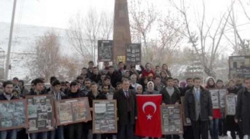 Do&ccedil;. K&uuml;rk&ccedil;&uuml;oğlu: Hi&ccedil;bir parlamento kanunla, komisyon kararıyla tarih yazamaz