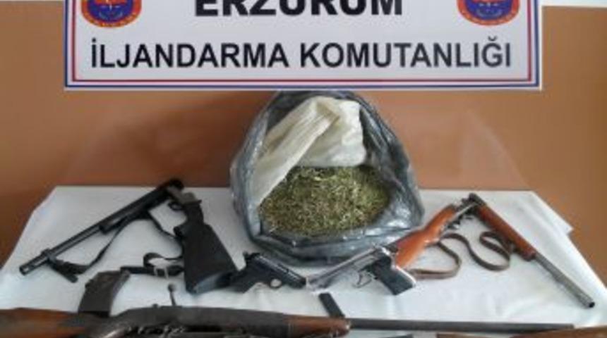 Jandarma, iki &ouml;ld&uuml;rme olayının zanlılarını yakaladı