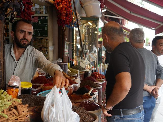 Vatandaş akın etmeye başladı: &Ouml;zel hazırlatan bile var