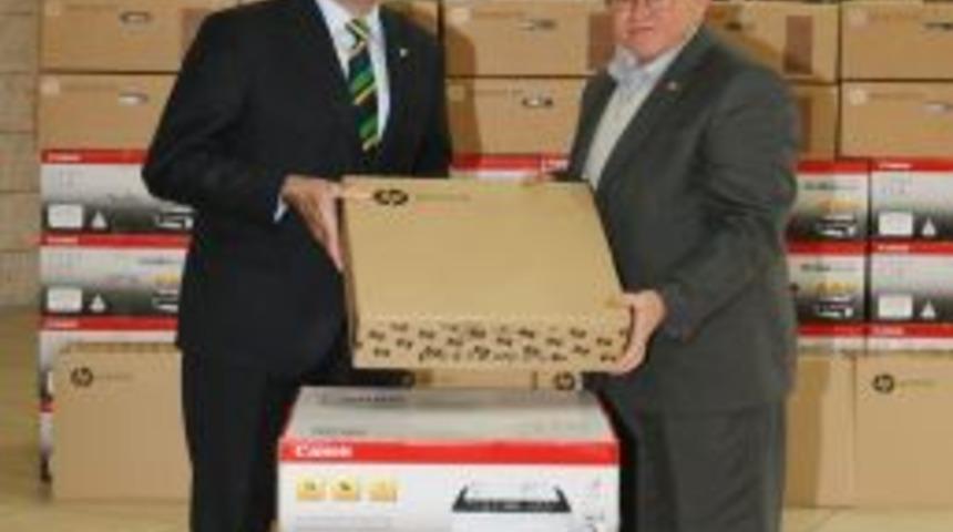 B&uuml;y&uuml;kşehir Belediyesi muhtarlara, bilgisayar ve yazıcı dağıttı