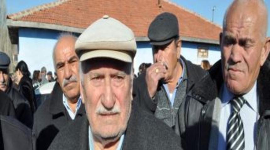 Almanya&rsquo;da &ouml;len aynı aileden &uuml;&ccedil; kişi Yozgat&rsquo;ta toprağa verildi