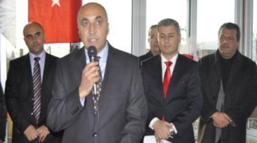 'PANİAD ayrım yapmadan herkesi kucaklıyor'