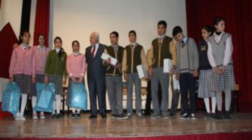 Siirt'te liseler AB i&ccedil;in yarıştı