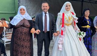 Bunun adı kısıtlamaymış... Bu d&uuml;ğ&uuml;nde maksimum '11 Cumhuriyet altını' takabilirsiniz!