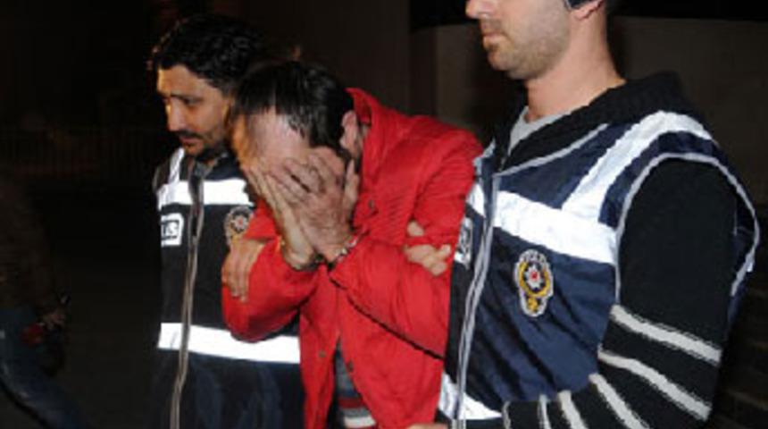 Baykal'ın evine giren hırsız yakalandı