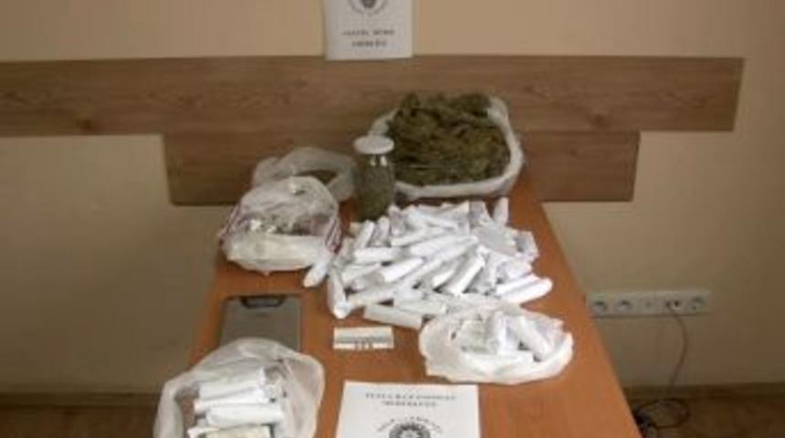 Tuzla&rsquo;da esrar operasyonu