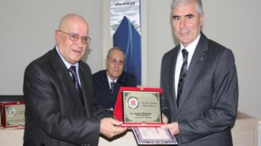 Erbaa Belediyesi'ne T&uuml;rk halk k&uuml;lt&uuml;r&uuml;ne hizmet &ouml;d&uuml;l&uuml;