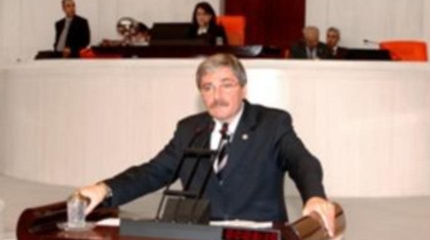 Doğru: "Belediyeler kapanmamalı"