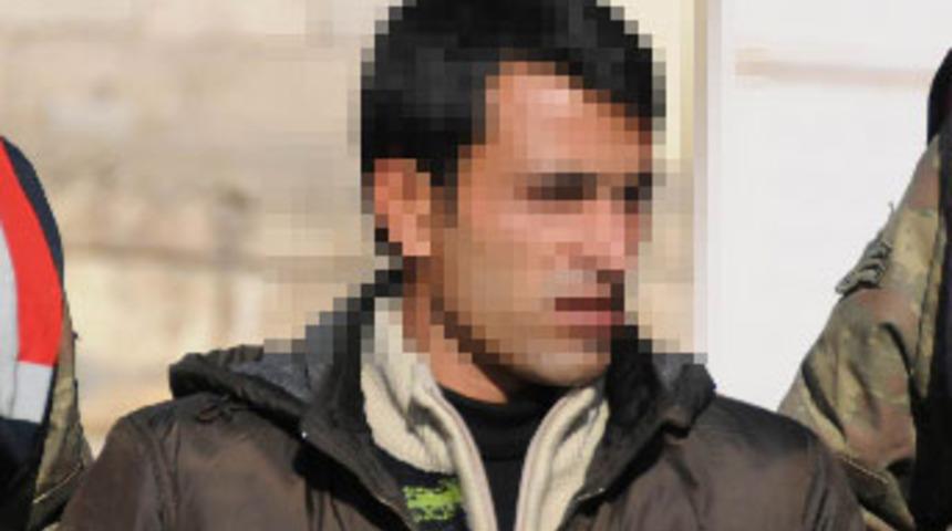 Babasının katilini bulmak i&ccedil;in &ouml;rg&uuml;te katıldı