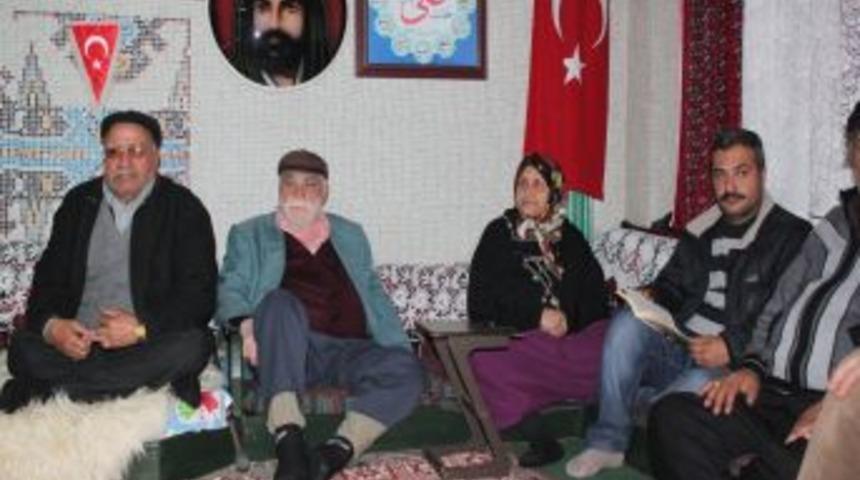 Polatlı&rsquo;da alevi cemaatine ilk iftarı POLİAD verdi