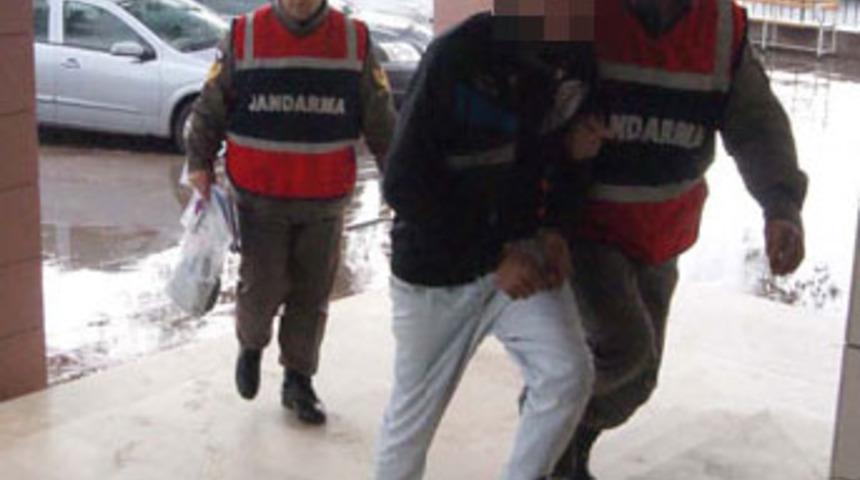 Kendisine ilişki teklif eden adamı &ouml;ld&uuml;rd&uuml;