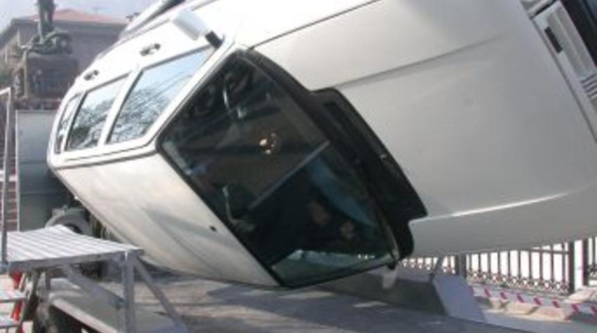 Polis, emniyet kemerini sim&uuml;lasyon aracıyla tecr&uuml;be edecek