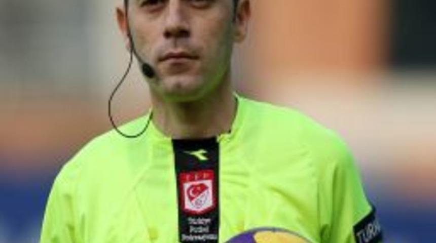 C&uuml;neyt &Ccedil;akır: Hedefim d&uuml;nya kupasında final y&ouml;netmek