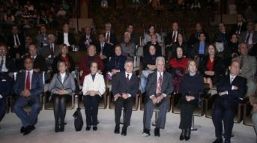 İn&ouml;n&uuml;'n&uuml;n kızı: Dersim'i neden merak ediyorlar anlamıyorum