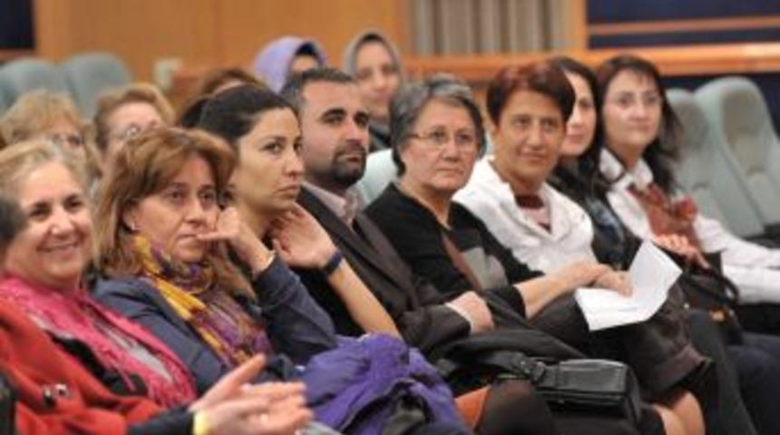 Kahramanmaraş Kent Konseyi kadına şiddeti masaya yatırdı