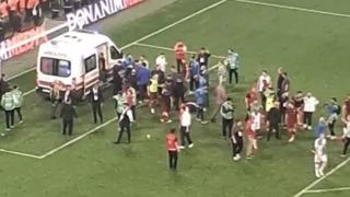 Son dakika: 1. Lig'de korkutan olay! Nefessiz kaldı, ambulans &ccedil;ağrıldı