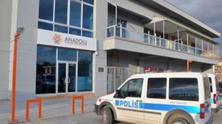 &Ccedil;ağrı merkezi &ccedil;alışanları yemekten zehirlendi