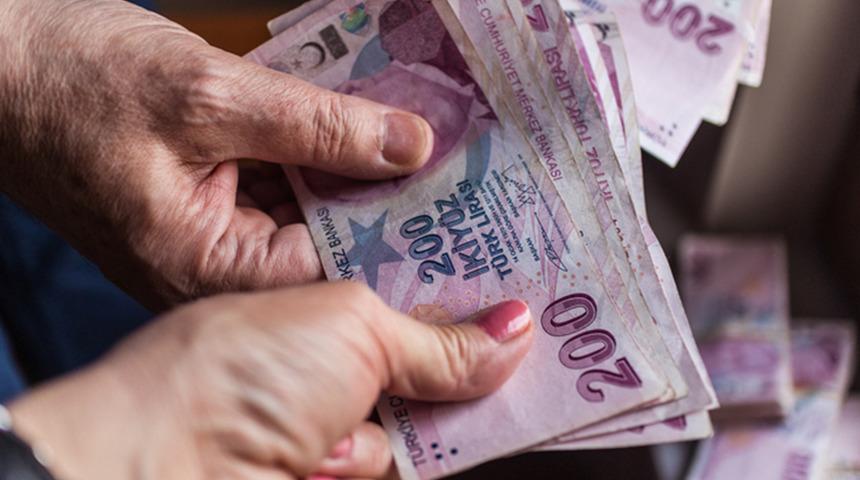 Emekliler i&ccedil;in rakamlar g&uuml;ncellendi! Bankalar sıraya girdi: 35 bin TL'ye hemen hesaplara yatırılıyor