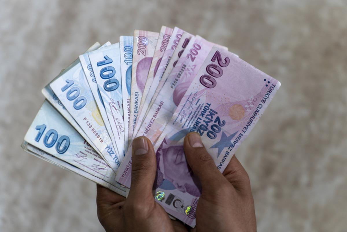 Emekliler için rakamlar güncellendi! Bankalar sıraya girdi: 35 bin TL ye hemen hesaplara yatırılıyor 3