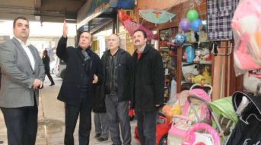 Balıkesir Belediye Başkanı Ok, esnafları dinledi