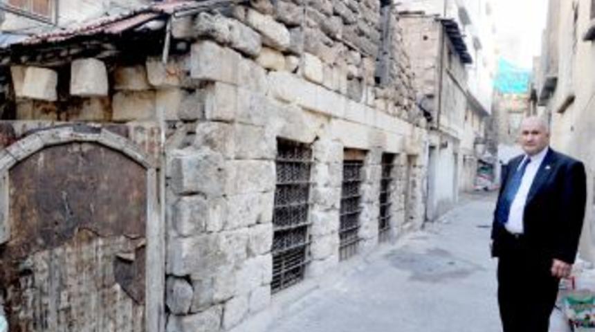 Yazıcık Mahallesi, kentsel d&ouml;n&uuml;ş&uuml;m istiyor