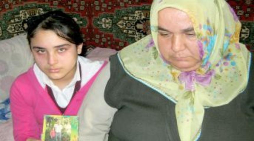 Babası hasta olan Nazile, ailesi i&ccedil;in yetkililerden yardım bekliyor