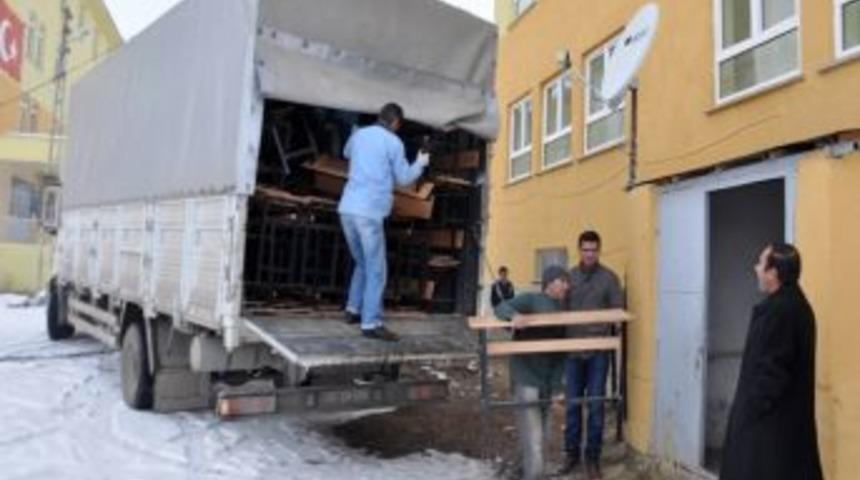 Milli Eğitim M&uuml;d&uuml;rl&uuml;ğ&uuml;'nden Varto'daki okullara sıra desteği