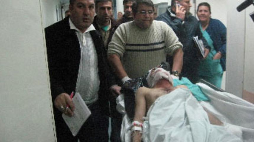 Polise atacakları bomba ellerinde patladı