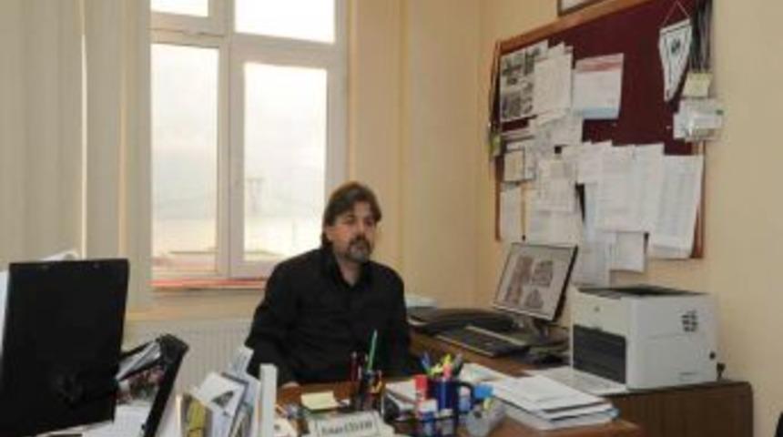 Dr. &Ccedil;ağlar: Van'da hasarlı binalarda g&uuml;&ccedil;lendirmeyi tavsiye etmiyoruz