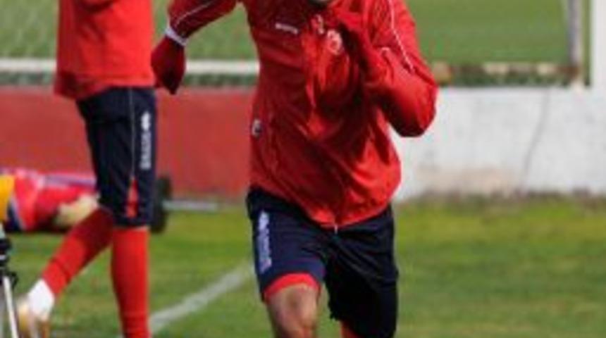 Samsunspor, Gaziantep ma&ccedil;ı hazırlıklarını s&uuml;rd&uuml;r&uuml;yor