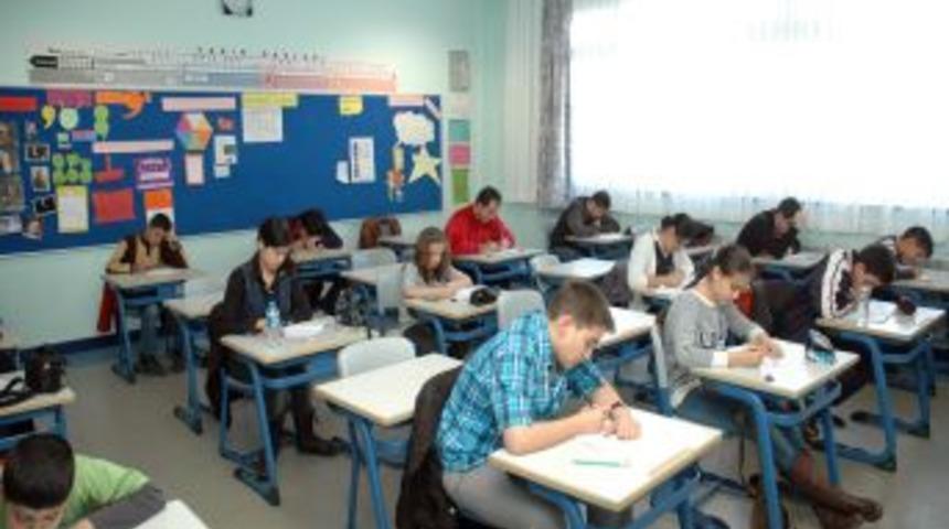 Zeka Vakfı yarışması &Ouml;zel Sanko Okullarında yapıldı