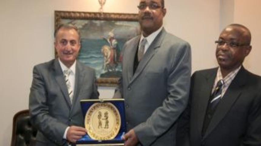 Seyşeller Cumhuriyeti heyeti Bursa’daki çalışmaları inceledi