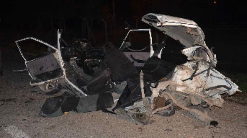 Soma'da kaza; 2 &ouml;l&uuml;, 3 yaralı