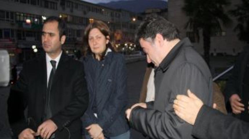 İki liseli kızın &ouml;l&uuml;m&uuml;ne sebep olan s&uuml;r&uuml;c&uuml; tahliye edildi