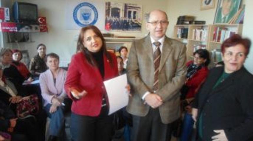 CHP'li kadınlar toplu halde ADD'ye &uuml;ye oldu