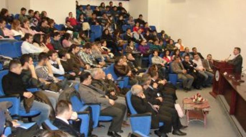 Prof. Dr. &Uuml;nal: Amerikalılar Osmanlı&rsquo;yı T&uuml;rklerden daha fazla araştırıyor