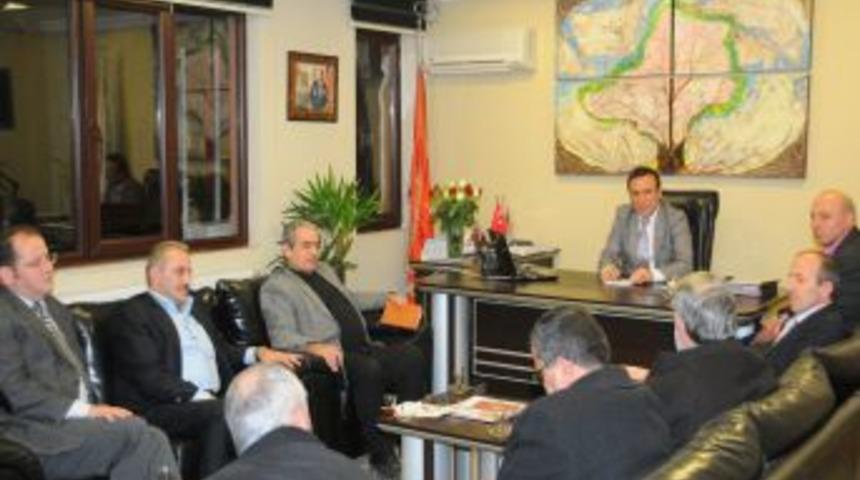 Mehmet Akif Ersoy Anadolu İHL'nin anahtarı, derneğe teslim edildi