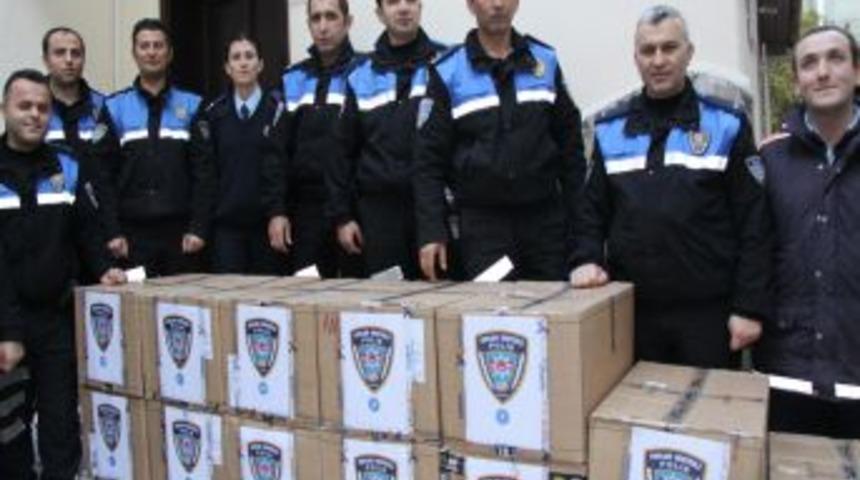 Samsun Polisi, Şırnak&rsquo;taki &ouml;ğrencilere 4 bin 325 kitap g&ouml;nderdi