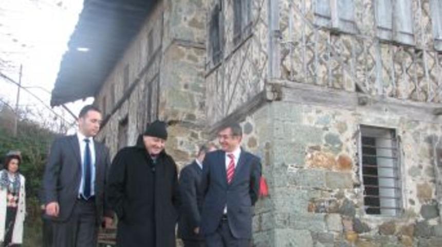 Tarihi mekanlar restore edilerek turizme kazandırılacak